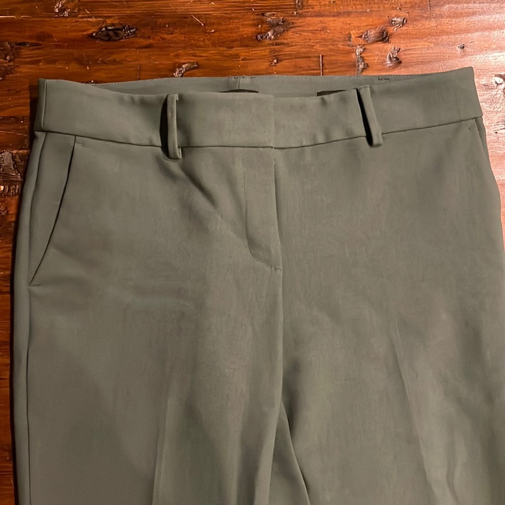 Loft green ankle pants Marissa style